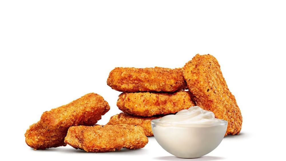 Chicken Nuggets 6kpl+ dippi