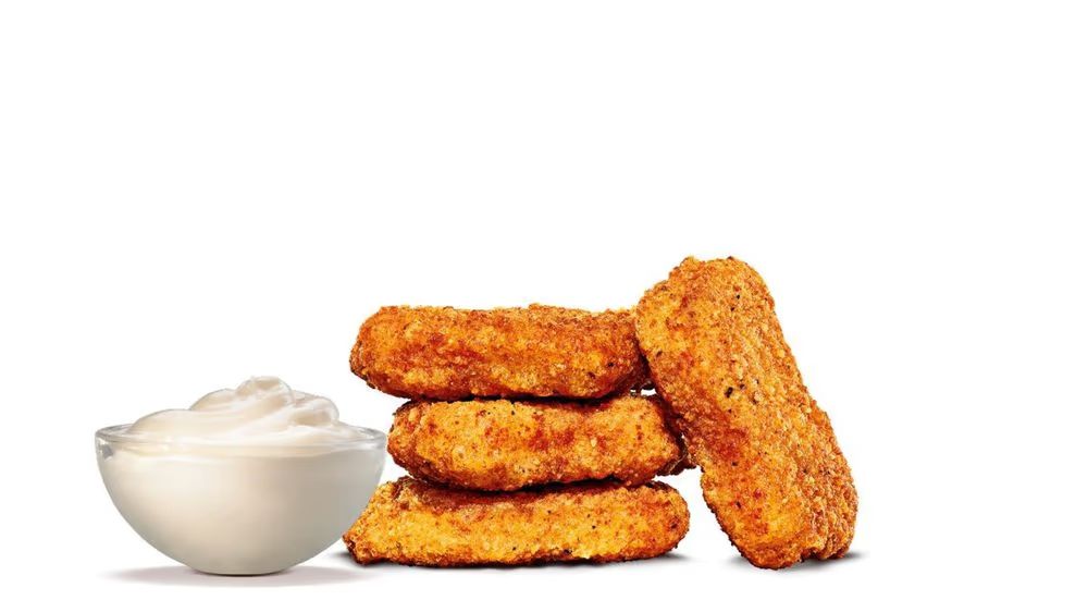 Chicken Nuggets 4kpl + dippi