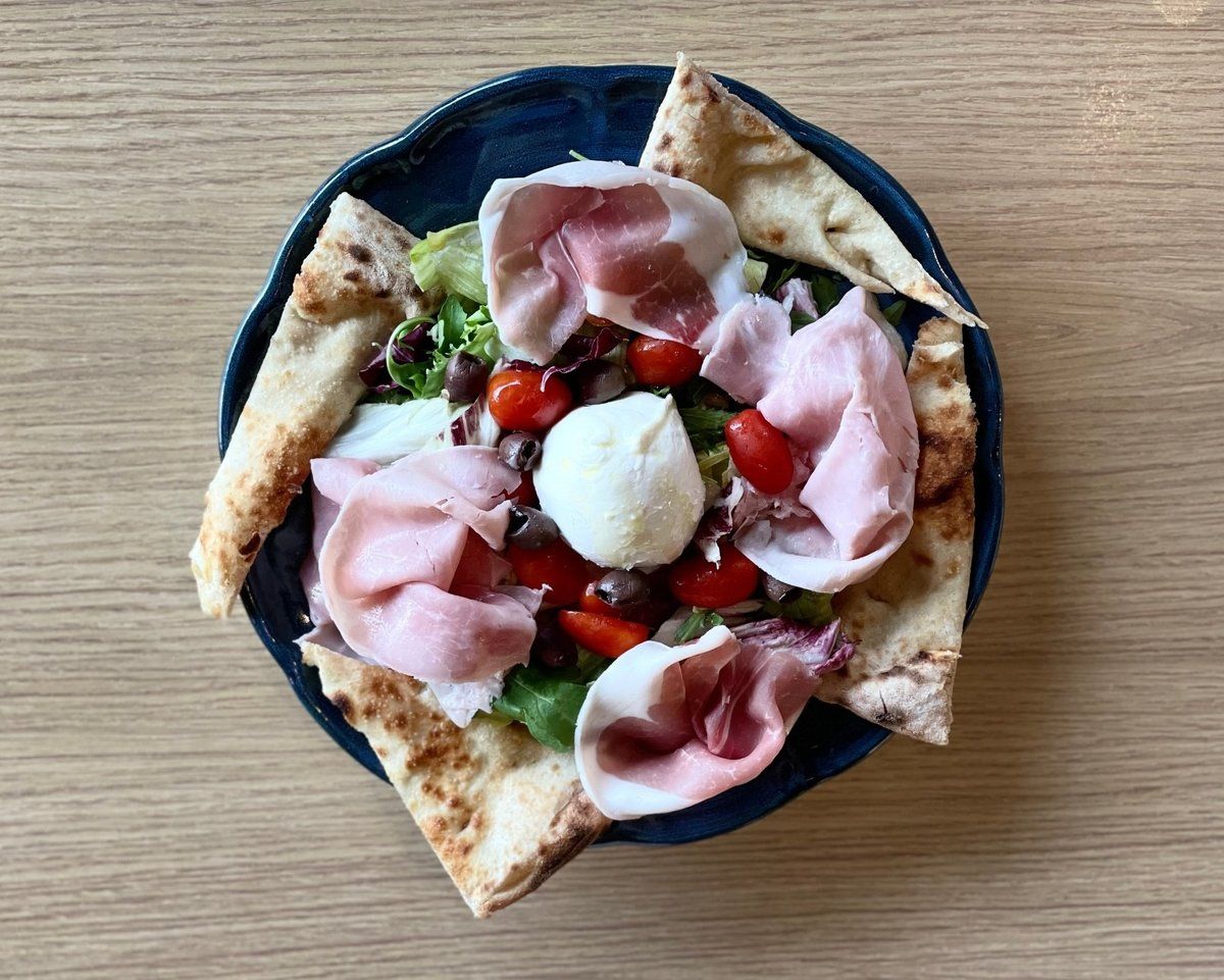Cotto e Crudo salaatti