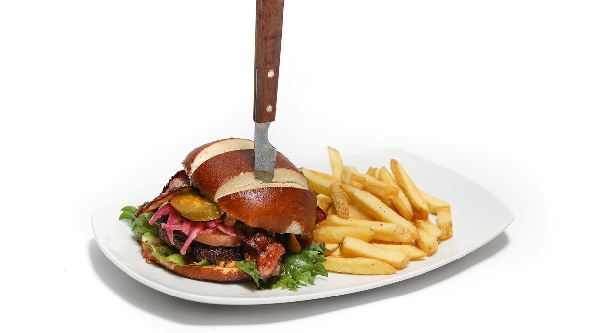Chili-pekoniburger (L)