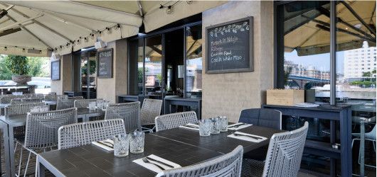 Aristo Café &amp; Restaurant