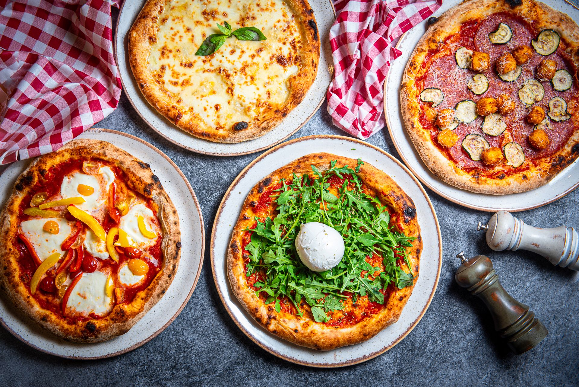 La Cucina Restaurant & Pizzeria Napoletana