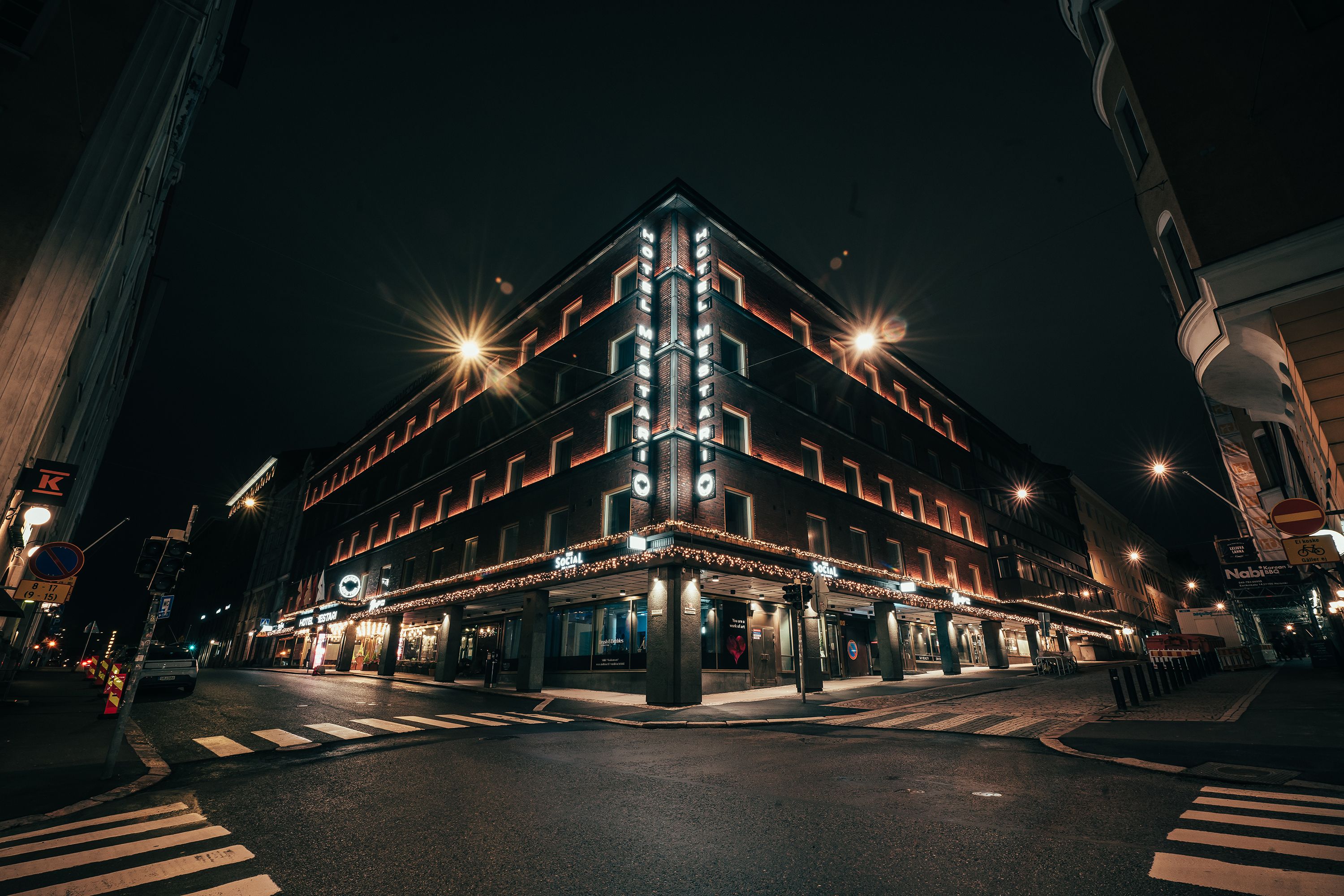 The Social Bar & Bistro - Clarion Hotel Mestari